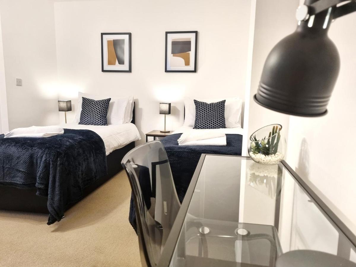 Modern & Spacious 3 Bedrooms And 2 Bathrooms Home, Free Parking! Cambridge  Exterior foto